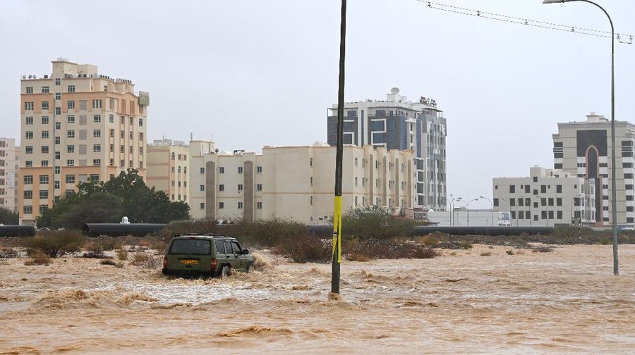 Flooded streets are seen as Cyclone Shaheen makes landfall in Muscat Oman, October 3, 2021. REUTERS/Sultan Al Hassani NO RESALES. NO ARCHIVES