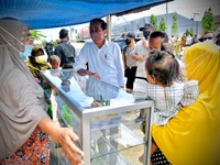 Kala Spanduk Pertemukan Jokowi dengan Pedagang Sorong