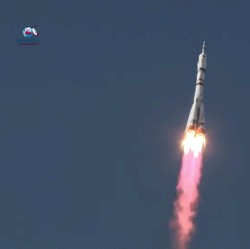 Selamatkan Astronot, Rusia Kirim Roket Berisi Teddy Bear