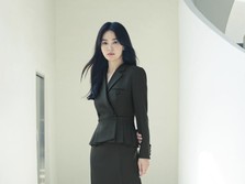 Cantiknya Song Hye Kyo Jadi Wanita Karir di Drakor Terbaru