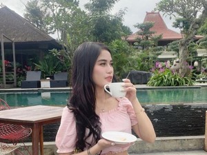 Model Diva Siregar Kecelakaan di Tol Jagorawi, Mobilnya Terbalik