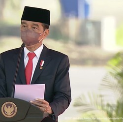 Kode Keras Jokowi: Holding BUMN Bakal Terus Berlanjut!