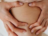 Jangan Khawatir Bun, Ini 6 Cara Jitu Hilangkan Stretch Mark