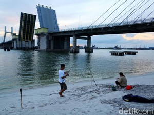 Rahasia di Balik Nama Jembatan Emas Bangka yang Ikonik