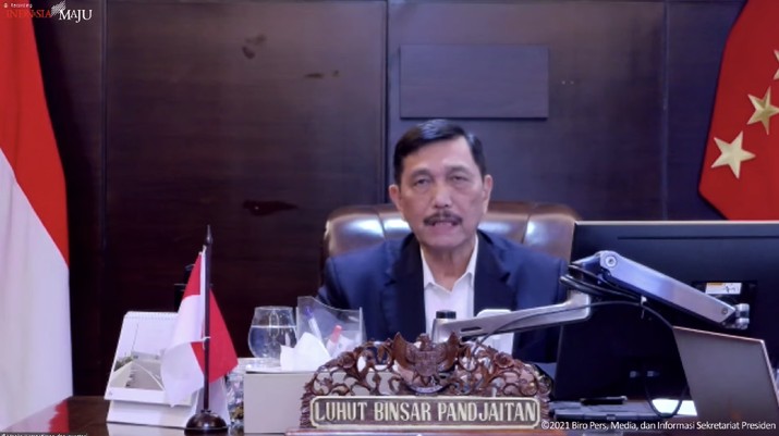 Menko Marves Luhut Binsar Pandjaitan Saat Konferensi Pers PPKM, Jakarta,11 Oktober 2021 Menko Marves Luhut Binsar Pandjaitan Saat Konferensi Pers PPKM, Jakarta,11 Oktober 2021. (Tangkapan Layar Youtube Skretariat Presiden)