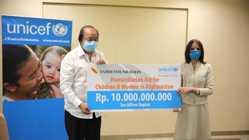 Dato' Sri Tahir, melalui Tahir Foundation hari ini mengumumkan hibah senilai Rp 10 miliar (sekitar US$ 700.000) untuk mendukung respon UNICEF terhadap krisis kemanusiaan di Afghanistan. (Dok. ist)