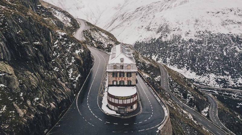 Transfagarasan, Rumania (Photo by Ümit Yıldırım on Unsplash)