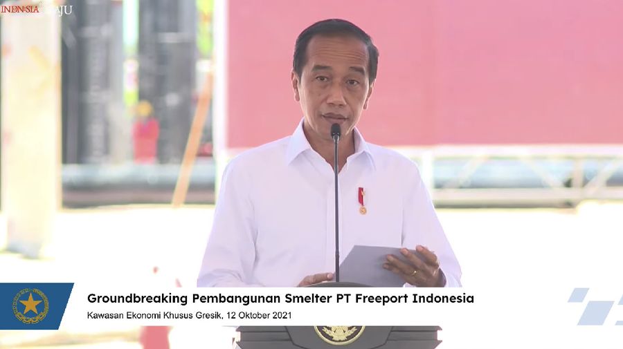 Presiden Joko Widodo Saat Groundbreaking Pembangunan Smelter PT Freeport Indonesia, KEK Gresik, 12 Oktober 2021. (Tangkapan Layar Youtube Sekretariat Presiden)