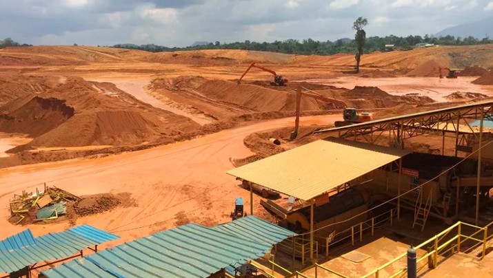 Unit Bisnis Pengelolaan (UBP) Bauksit PT. Antam yang berlokasi di Kecataman Tayan, Kalimantan Barat, dok ESDM Unit Bisnis Pengelolaan (UBP) Bauksit PT. Antam yang berlokasi di Kecataman Tayan, Kalimantan Barat, dok ESDM