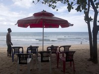 Cari Pantai Ciamik Buat Liburan Santai? Cek Bareng Yuk