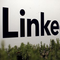 LinkedIn Intip Data Anda Buat Latih AI, Ini Cara Blokir
