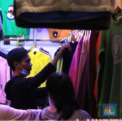 Deretan Baju Impor Ini Bakal Lebih Mahal karena Sri Mulyani