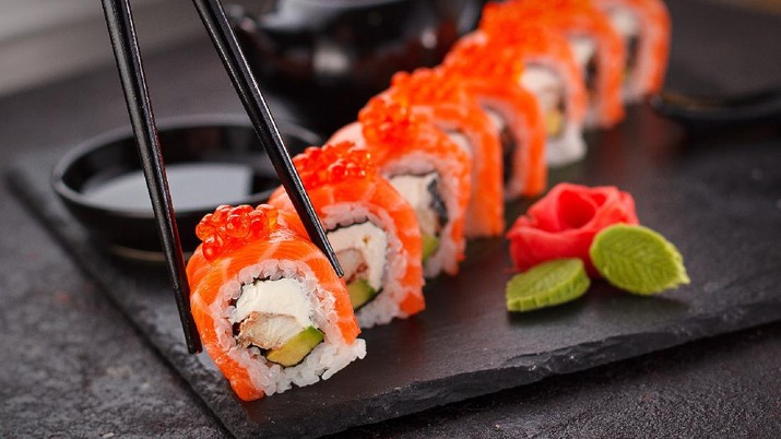 Sushi (Image by Kevin Petit from Pixabay)