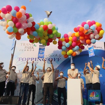 CT Gelar Topping Off Final Phase Transpark Juanda