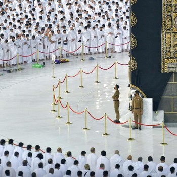 Penampakan Masjidil Haram Usai Aturan Jaga Jarak Dicabut!