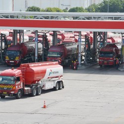 Tak Perlu Panik, Pertamina Jamin Pasokan BBM & LPG