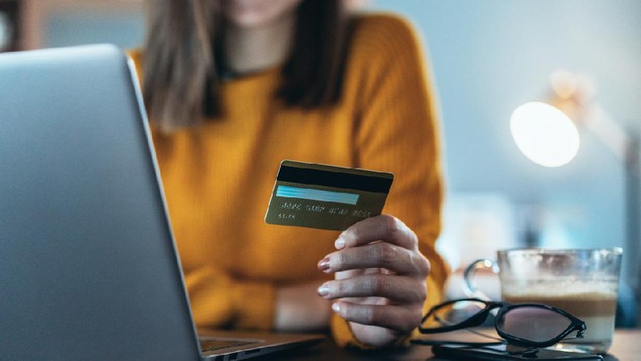 Simak! 4 Cara Non-aktifkan Kartu Kredit dengan Aman
