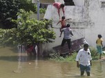 India & Nepal Dilanda Banjir, Puluhan Orang Meninggal