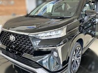 Obral Akhir Tahun Bertebaran, Veloz-Xpander Banting Harga Rp14-30 Juta