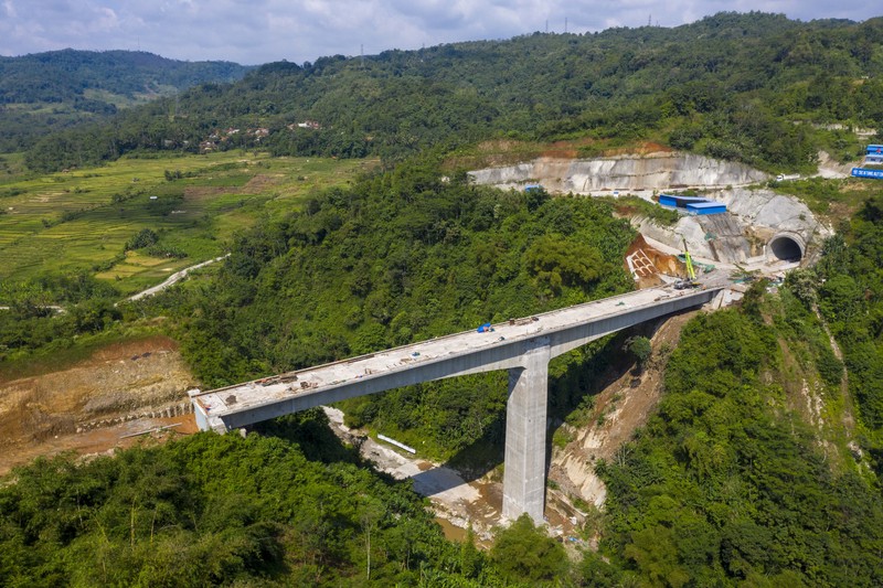 Proyek pembangunan kereta cepat Jakarta-Bandung. (Dok: KCIC)