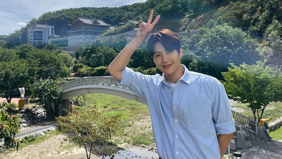 Kim Seon Ho (Tangkapan Layar Instagram @seonho__kim)