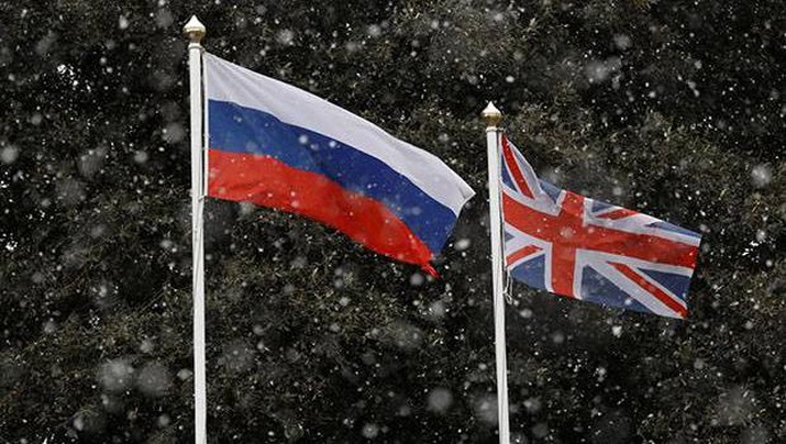 Bendera Inggris dan Rusia. File Photo Reuters