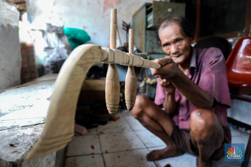 Mpe Goyong, Seniman Tehyan di Tangerang. (CNBC Indonesia/Andrean Kristianto)