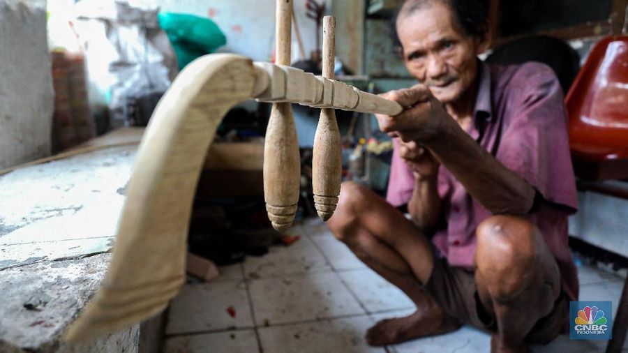 Mpe Goyong, Seniman Tehyan di Tangerang. (CNBC Indonesia/Andrean Kristianto)