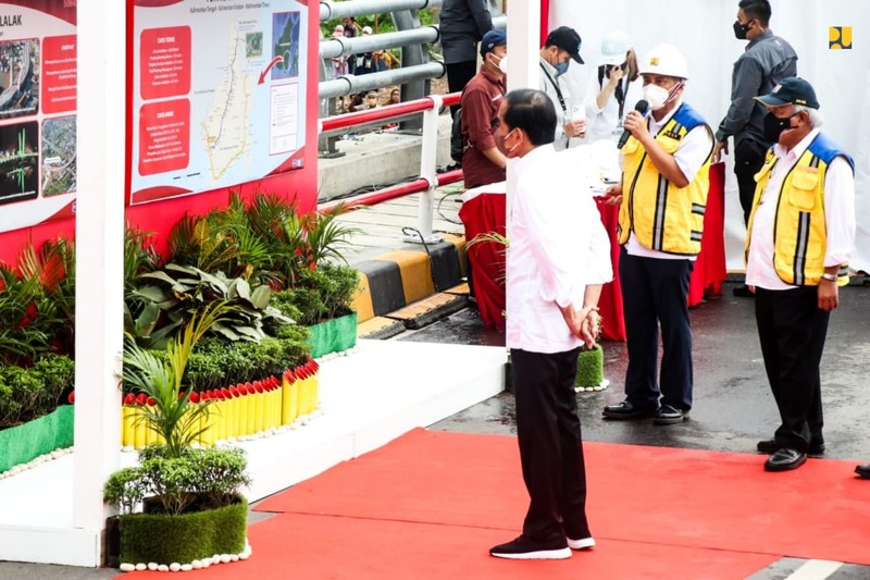 Presiden Jokowi Resmikan Jembatan Sei Alalak, Struktur Unik Cable Stayed Melengkung Asimetrik. (Dok: PUPR)