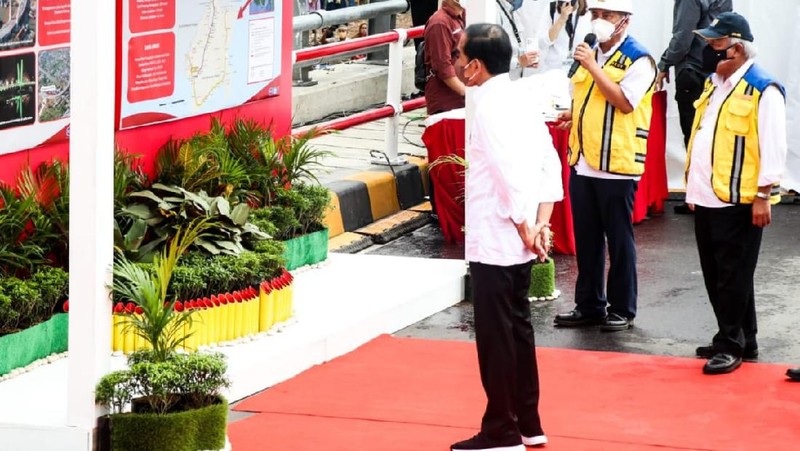 Presiden Jokowi Resmikan Jembatan Sei Alalak, Struktur Unik Cable Stayed Melengkung Asimetrik. (Dok: PUPR)