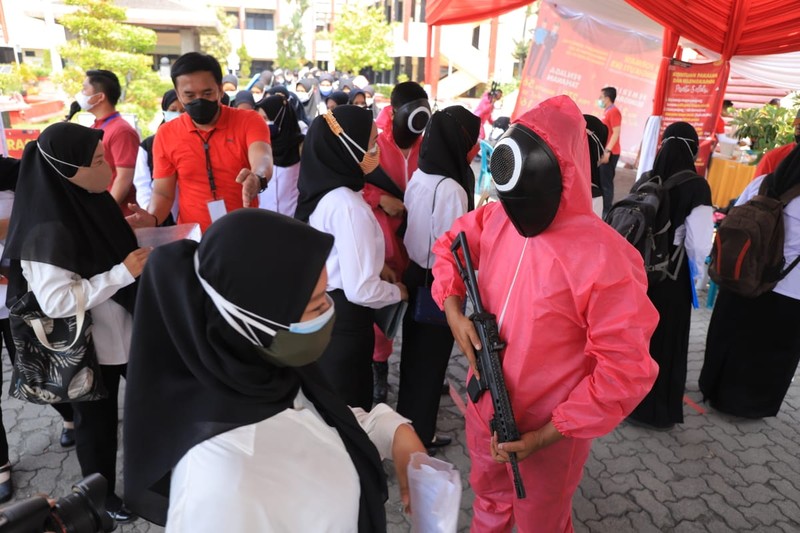 SKD CPNS Kemenkumham Jatim Bernuansa Squid Game. (Dok: Kemenkumham Jatim) SKD CPNS Kemenkumham Jatim Bernuansa Squid Game. (Dok: Kemenkumham Jatim)