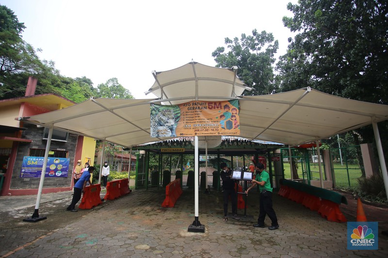 Ilustrasi tempat wisata Ragunan. (CNBC Indonesia/Muhammad Sabki)