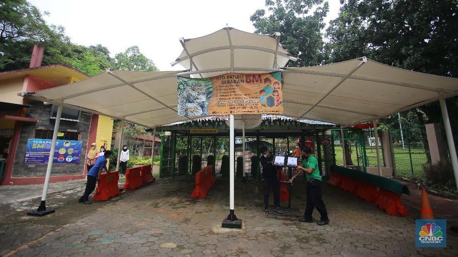 Ilustrasi tempat wisata Ragunan. (CNBC Indonesia/Muhammad Sabki)