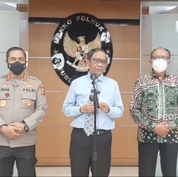 Mahfud MD: Kita Serius Tindak Pinjol Ilegal, Bisa Dipidana!