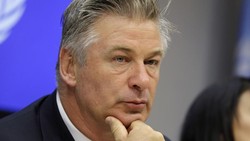 Punya 7 Anak, Alec Baldwin Ngeluh Apartemennya Seluas 565 Meter Kesempitan