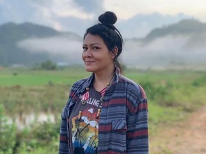 Melanie Subono Kembali ke Musik dengan Api yang Sama