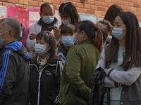 Mencekam... China 'Diamuk' Covid-19, Kasus Impor Bejibun!