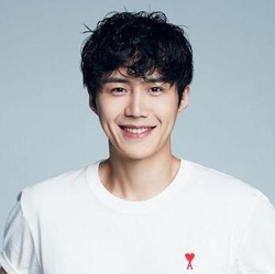 Viral! Kronologi Baru Skandal Kim Seon Ho Dibongkar Dispatch