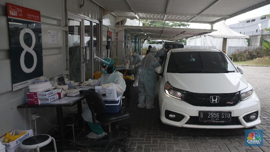 Test Swab PCR (CNBC Indonesia/Andrean Kristianto)