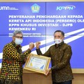 KAI Dinobatkan Jadi Debitur Terbaik Kategori BUMN
