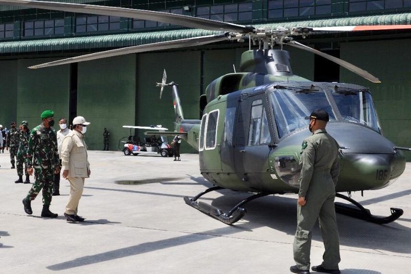 Helikopter Bell Selesai Overhaul, Menhan Prabowo: Alutsista Harus Dirawat Sebaik-baiknya. (Dok.Kemenhan) Helikopter Bell Selesai Overhaul, Menhan Prabowo: Alutsista Harus Dirawat Sebaik-baiknya. (Dok.Kemenhan)
