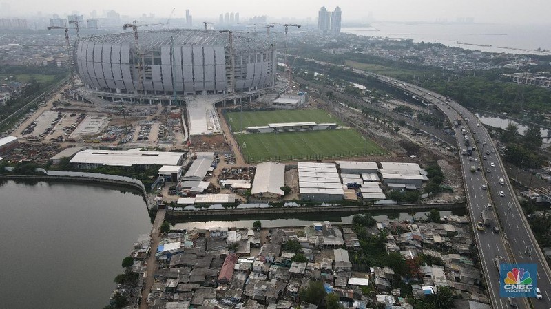 Progres Pembangunan Jakarta Internasional Stadium (JIS). (CNBC Indonesia/Andrean Kristianto)