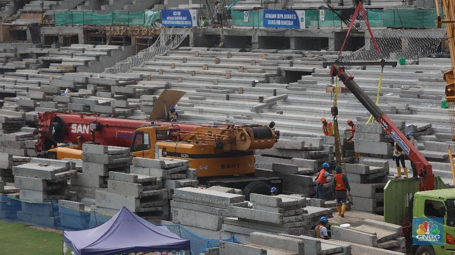 Progres Pembangunan Jakarta Internasional Stadium (JIS). (CNBC Indonesia/Andrean Kristianto)