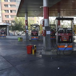 Harga Minyak Anjlok, Arab Saudi Jadi 'Tersangka'?