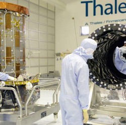 Diam-diam Telkom Gandeng Thales Alenia Prancis, Bikin Apa ya?