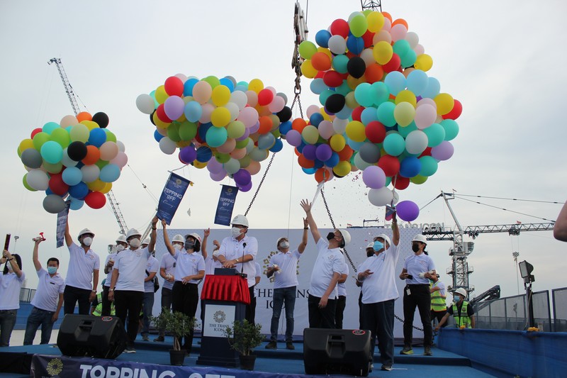 Topping Off, Proyek The Trans Icon, Surabaya (Dok. The Trans Icon Surabaya)
