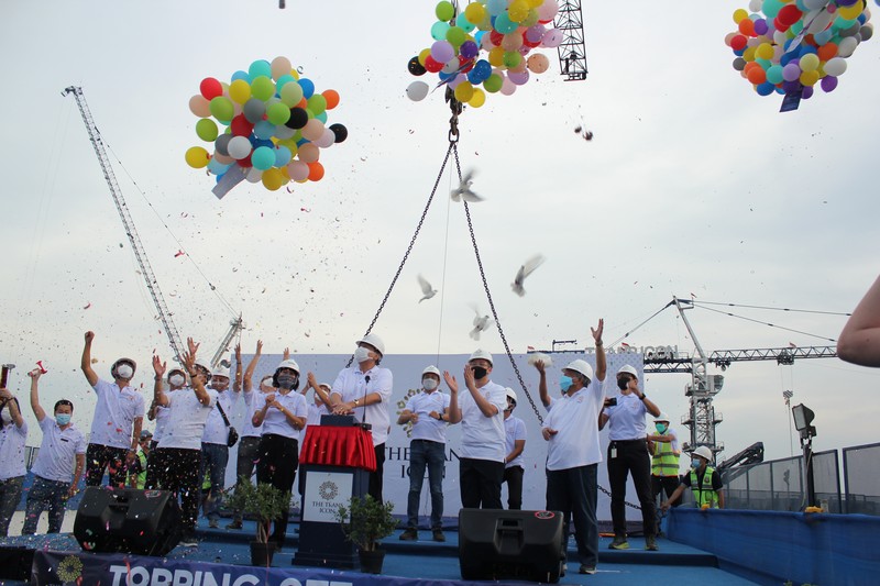 Topping Off, Proyek The Trans Icon, Surabaya (Dok. The Trans Icon Surabaya)