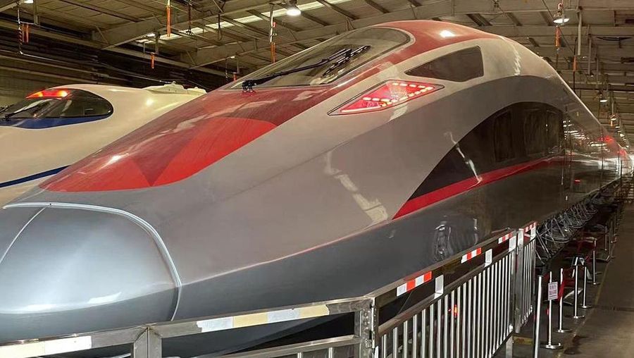 Kereta Cepat Jakarta-Bandung EMU KCJB CR400AF. (Tangkapan Layar Instagram @keretacepat_id)