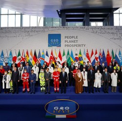 Akrabnya Jokowi dengan Para Pemimpin Dunia di G-20
