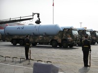 Ini Penampakan Militer China yang Bikin AS Cuma 'Nganga'